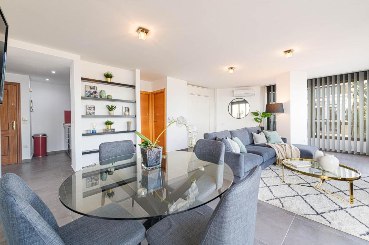 Mediterraneo Beach Apartment In Malaga By Solaga Holiday Homes ภายนอก รูปภาพ