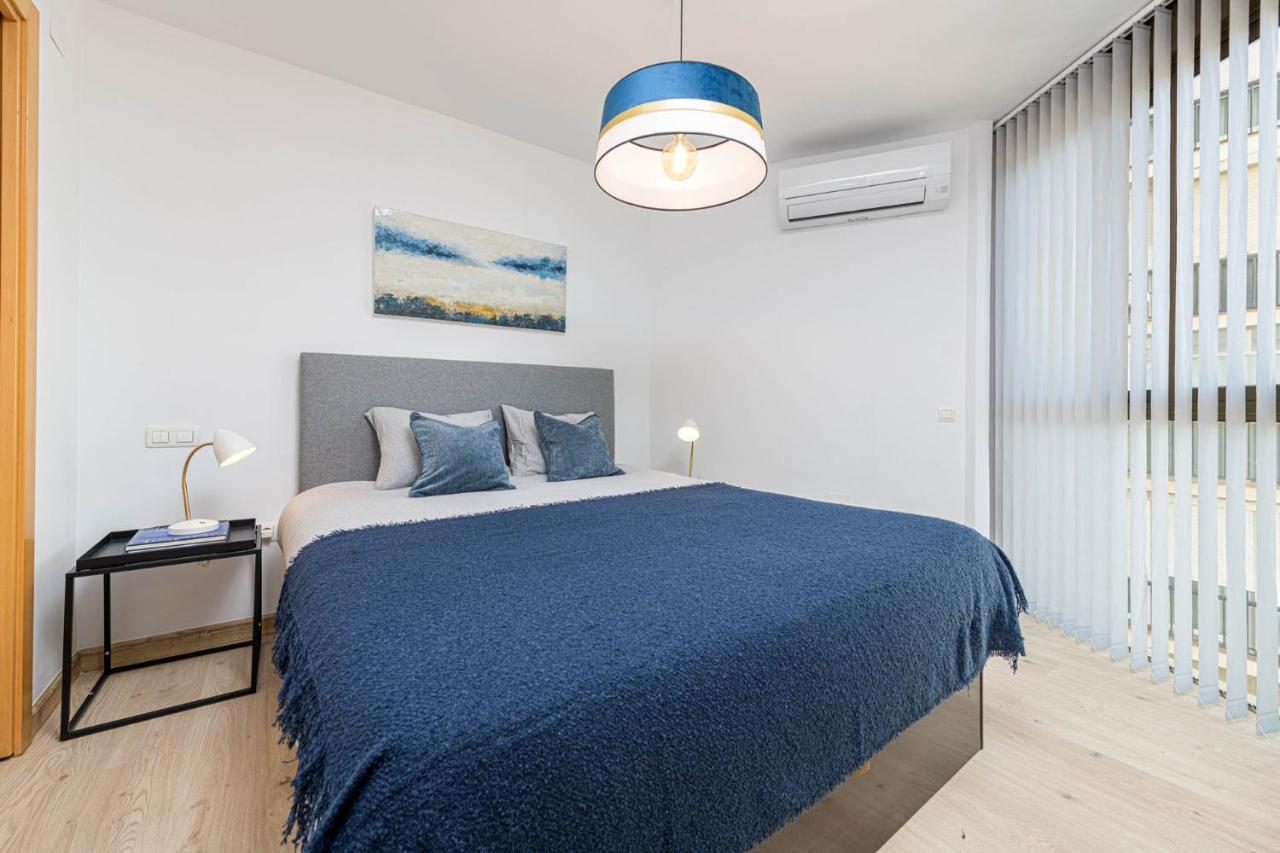 Mediterraneo Beach Apartment In Malaga By Solaga Holiday Homes ภายนอก รูปภาพ